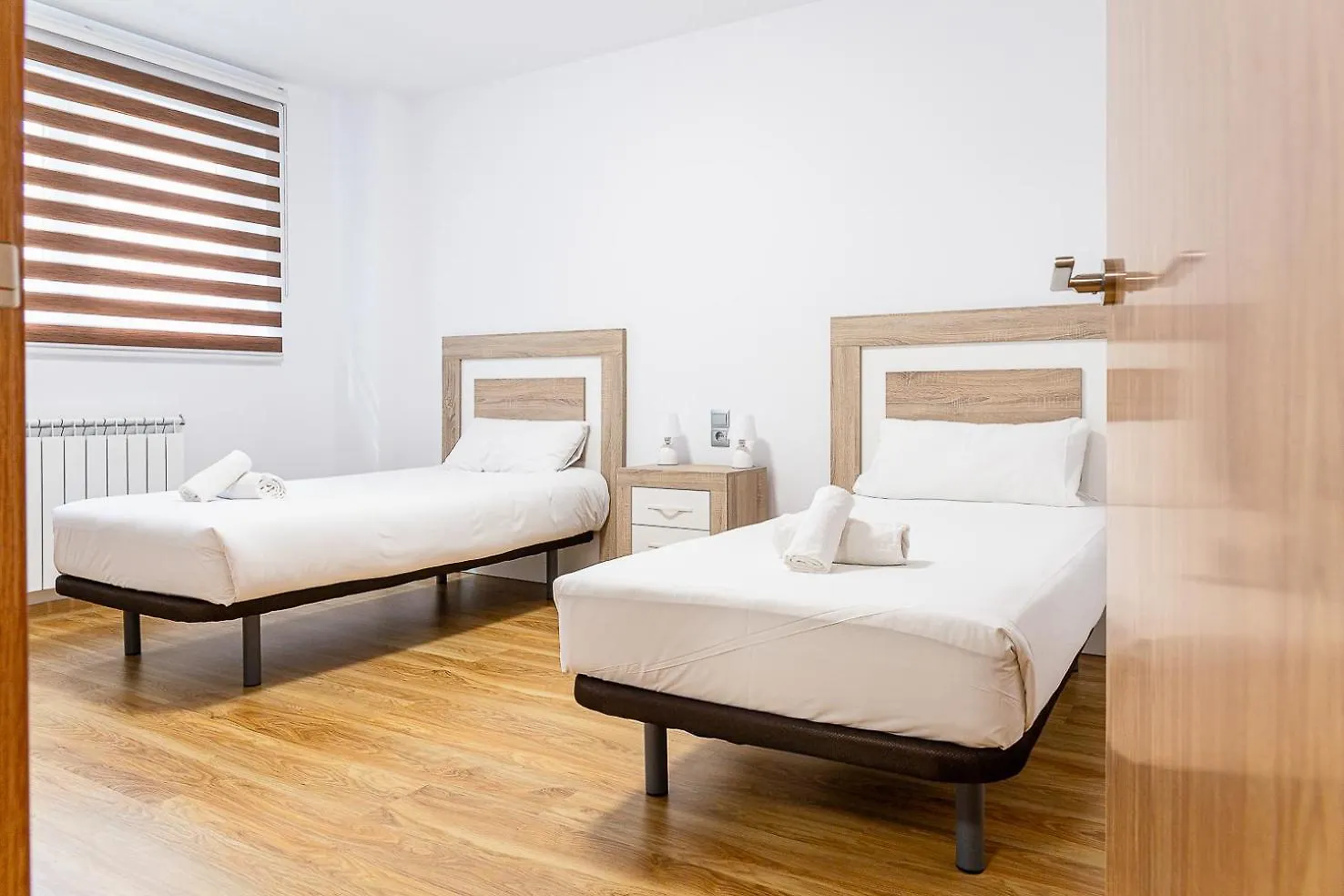 Terraza Con Vistas I Escritorio Y Cocina Completa I Andbnb Arinsal